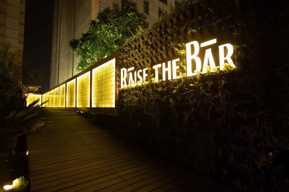 Clarens Hotel Gurgaon Exterior foto