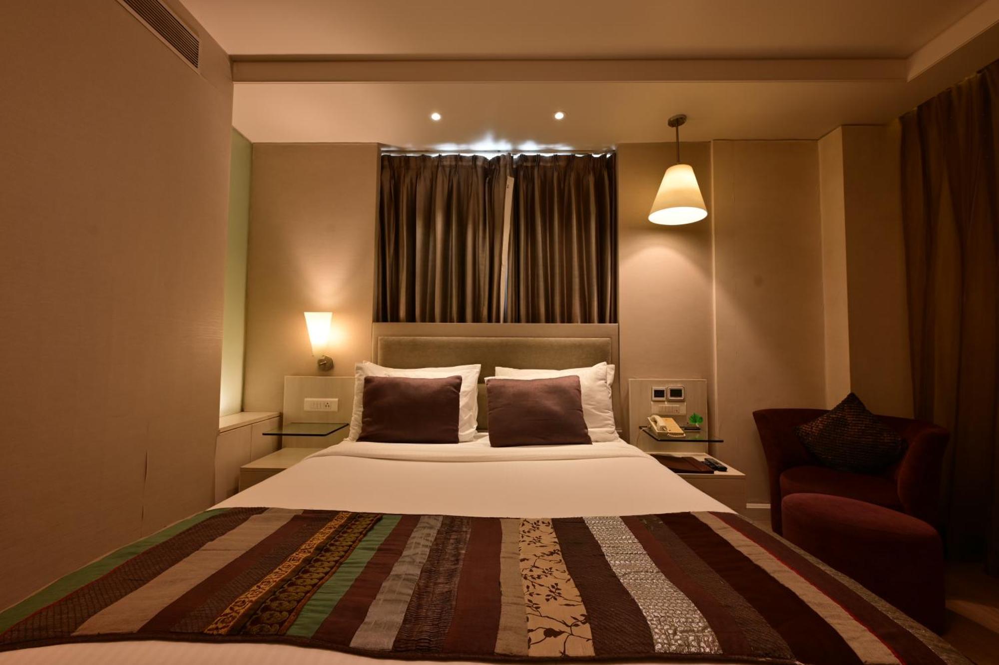 Clarens Hotel Gurgaon Exterior foto