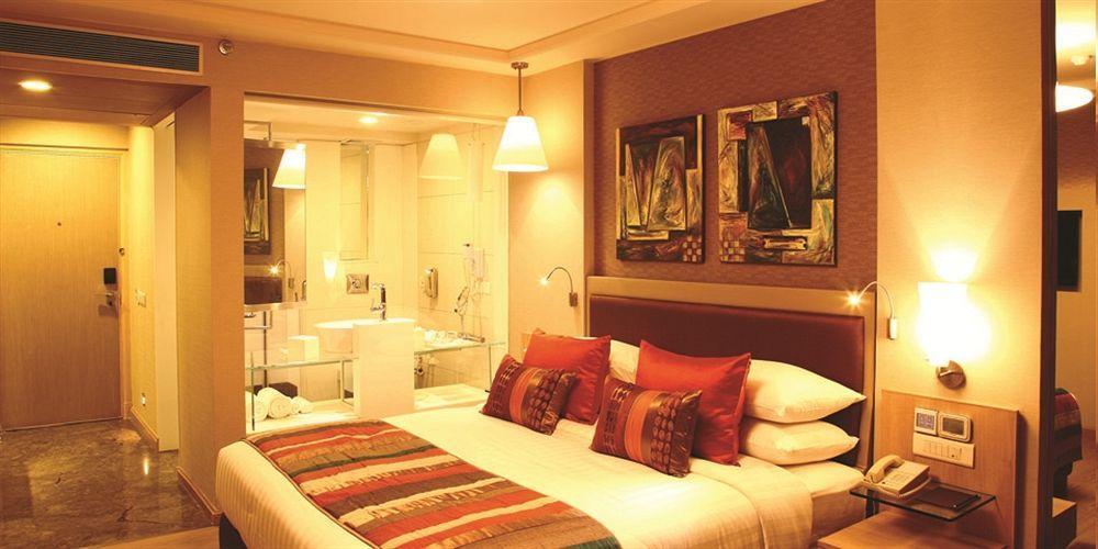 Clarens Hotel Gurgaon Exterior foto