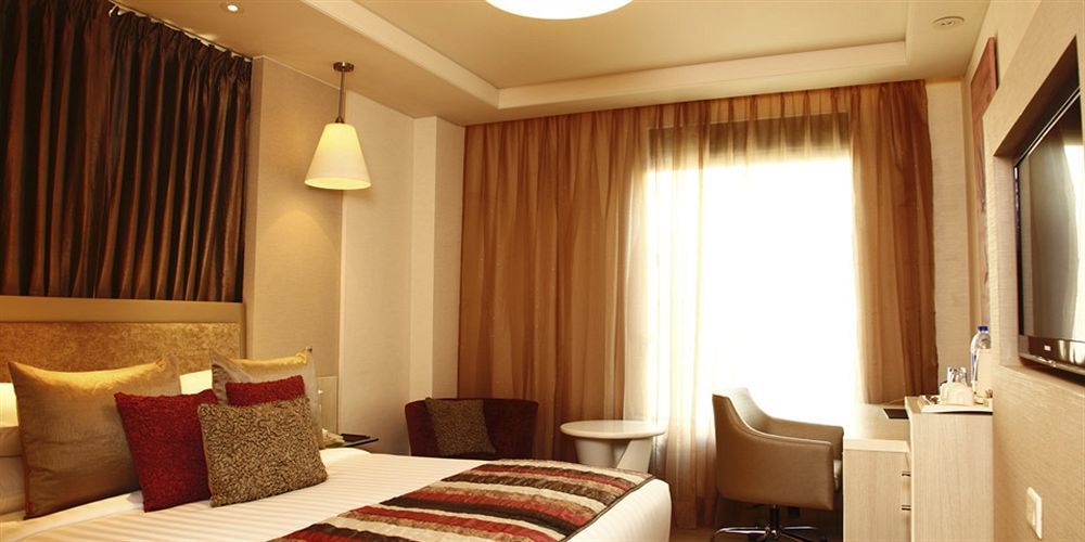 Clarens Hotel Gurgaon Exterior foto