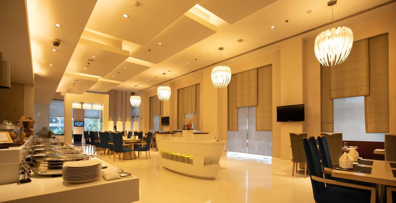 Clarens Hotel Gurgaon Exterior foto